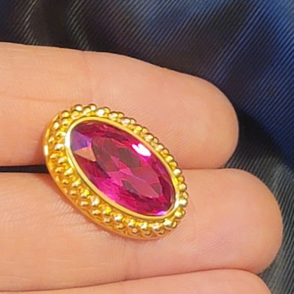 Vintage Swarovski Gold-Tone Oval Pink Crystal Stud Earrings 12.2g - Picture 13 of 16